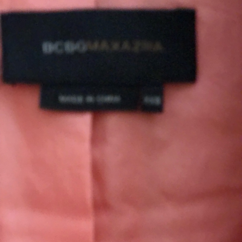 BCBG puffer coat Salmon in color - Picture 2 of 9